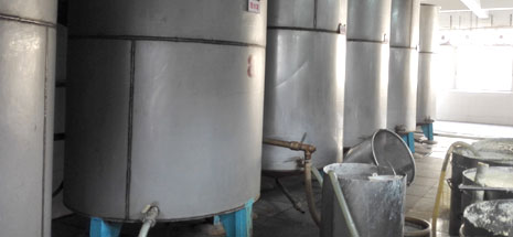 乳化罐,

混合罐,攪拌罐